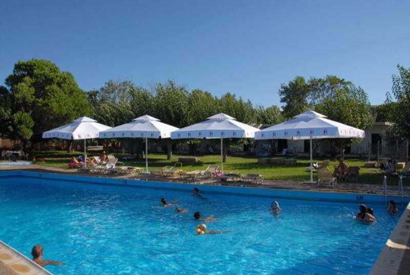 Hotel Ionian Beach Kalamaki  Zewnętrze zdjęcie